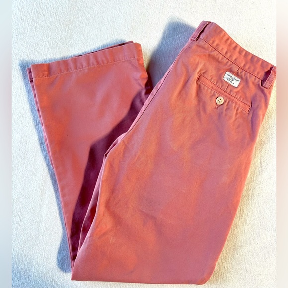 Vineyard Vines Other - Men’s Vinyard Vines classic club pants. Jetty Red. 100% cotton. EUC.Never worn.